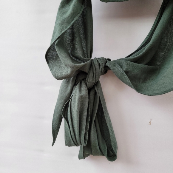 Commense Linen Crisscross Halter Crop Top Size Large Sage Green Boho Minimalist - Picture 4 of 10